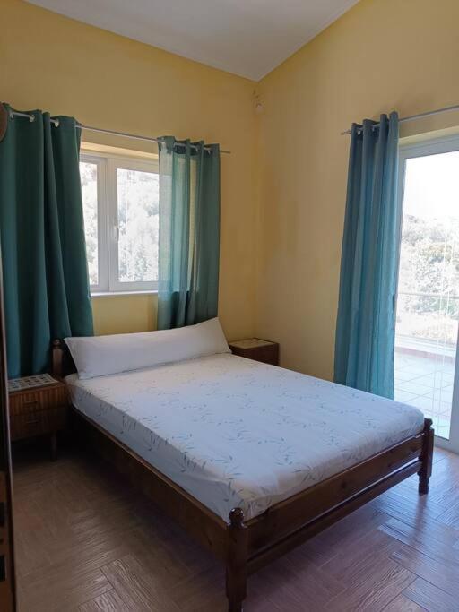 Ολόκληρος Όροφος Αγροτική Οικία Apartment Neos Pirgos Exterior photo